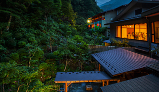 山野草の宿 二人静