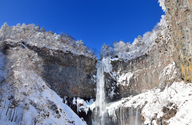 湯西川温泉×滝